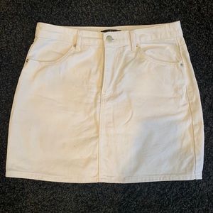White skirt from forever 21
